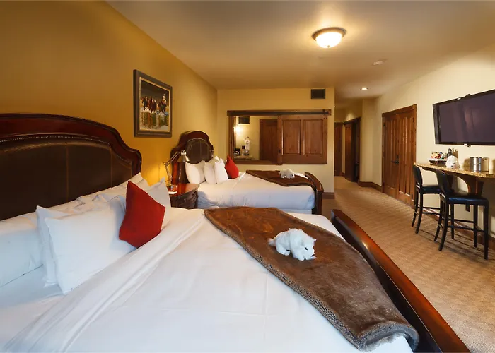 The White Buffalo Club 4*