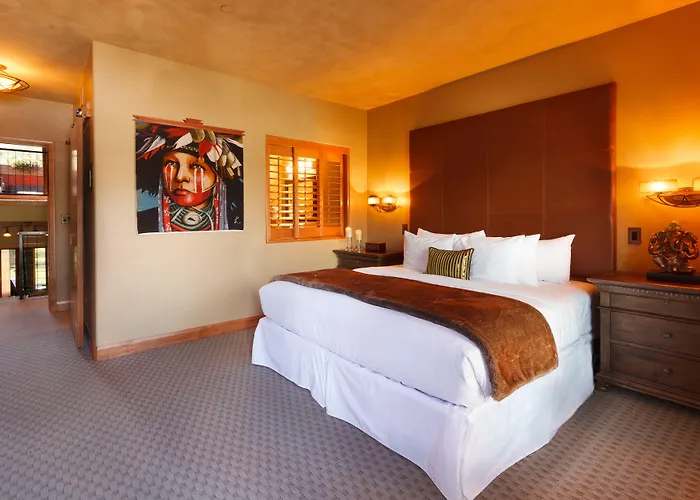 The White Buffalo Club 4*