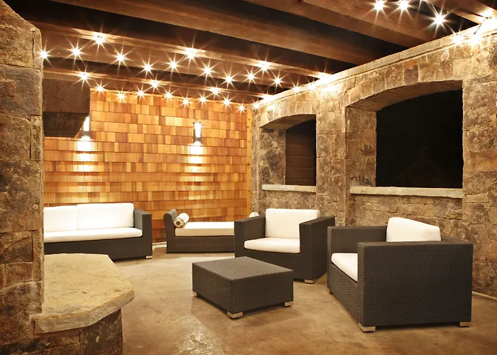 The White Buffalo Club Hotel 4*