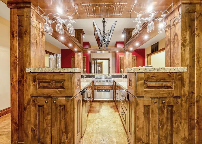 The White Buffalo Club Hotel