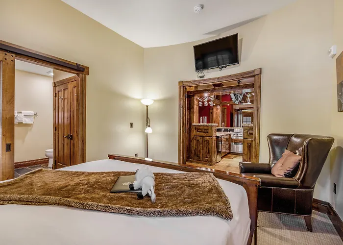 The White Buffalo Club 4* Jackson